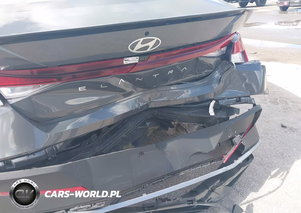 2026 Hyundai Elantra Sel Sport VIN:KMHLM4DG0TU121992 - 18