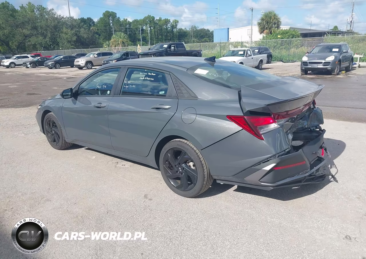 2026 Hyundai Elantra Sel Sport VIN:KMHLM4DG0TU121992 - 3