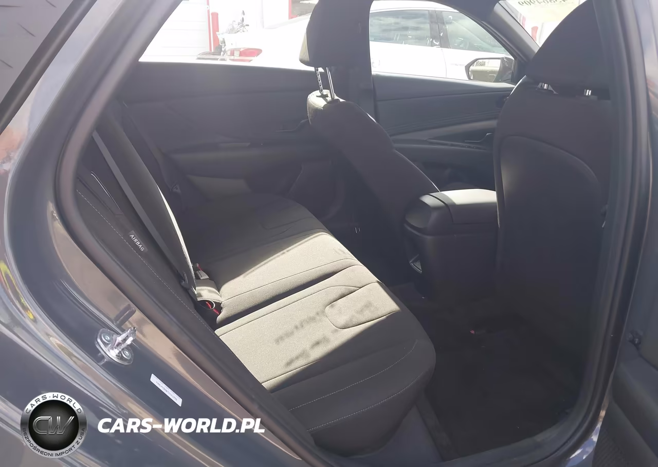2026 Hyundai Elantra Sel Sport VIN:KMHLM4DG0TU121992 - 8
