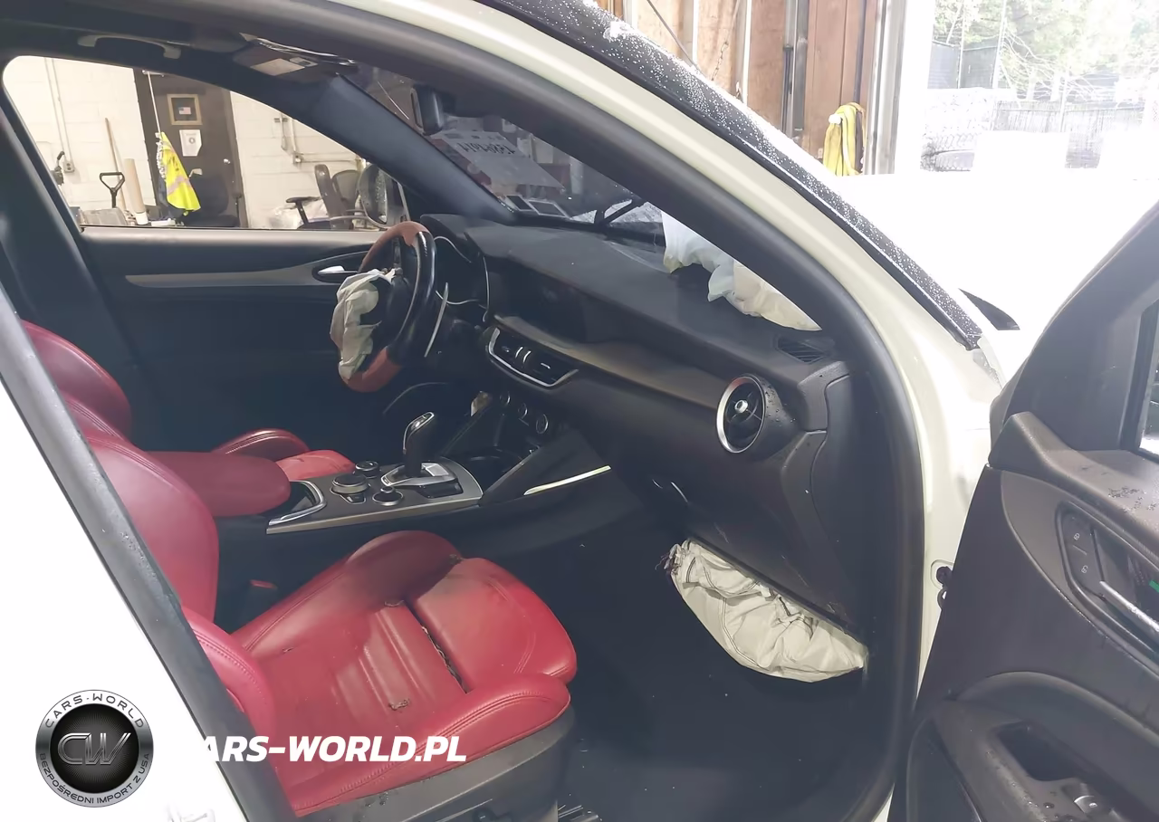 2022 Alfa Romeo Stelvio Veloce Ti Awd VIN:ZASPAKBN1N7D45897 - 5