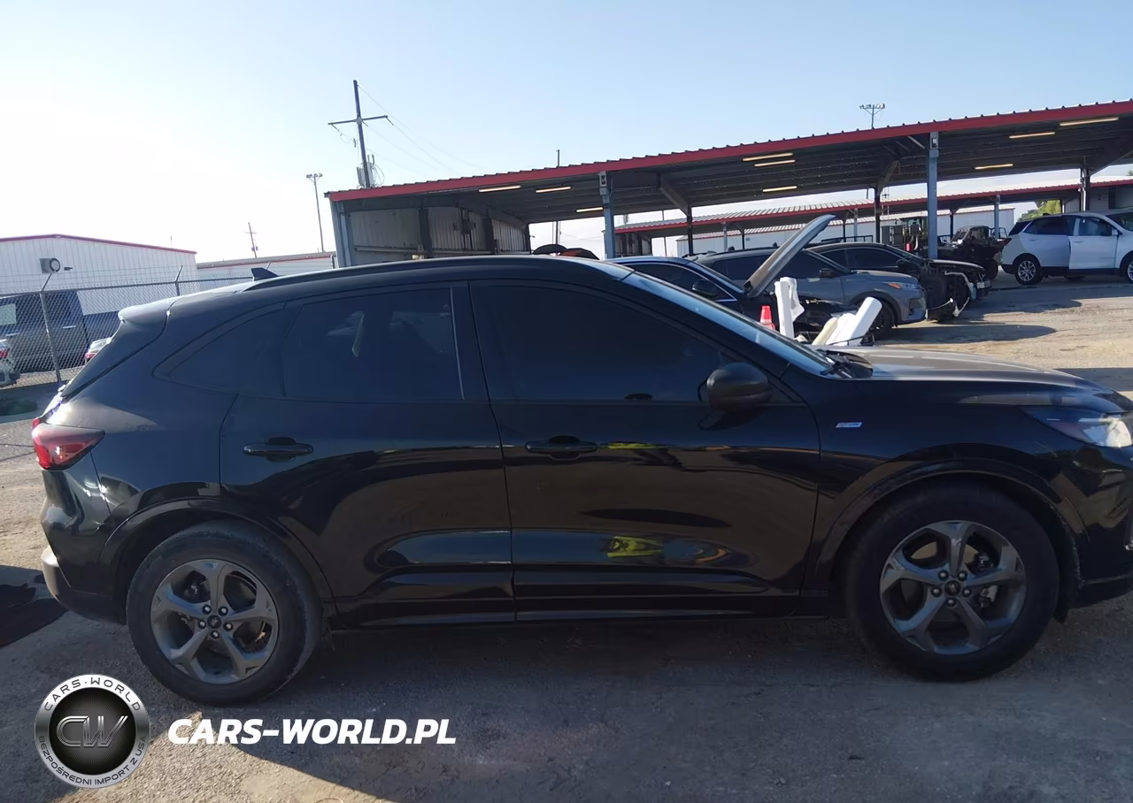 2023 Ford Escape St-Line VIN:1FMCU0MN7PUA00468 - 14