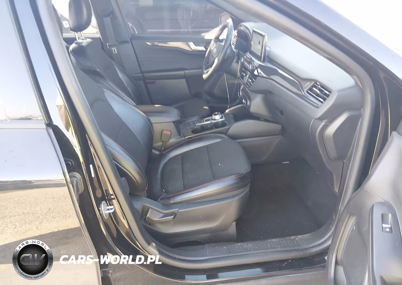 2023 Ford Escape St-Line VIN:1FMCU0MN7PUA00468 - 5
