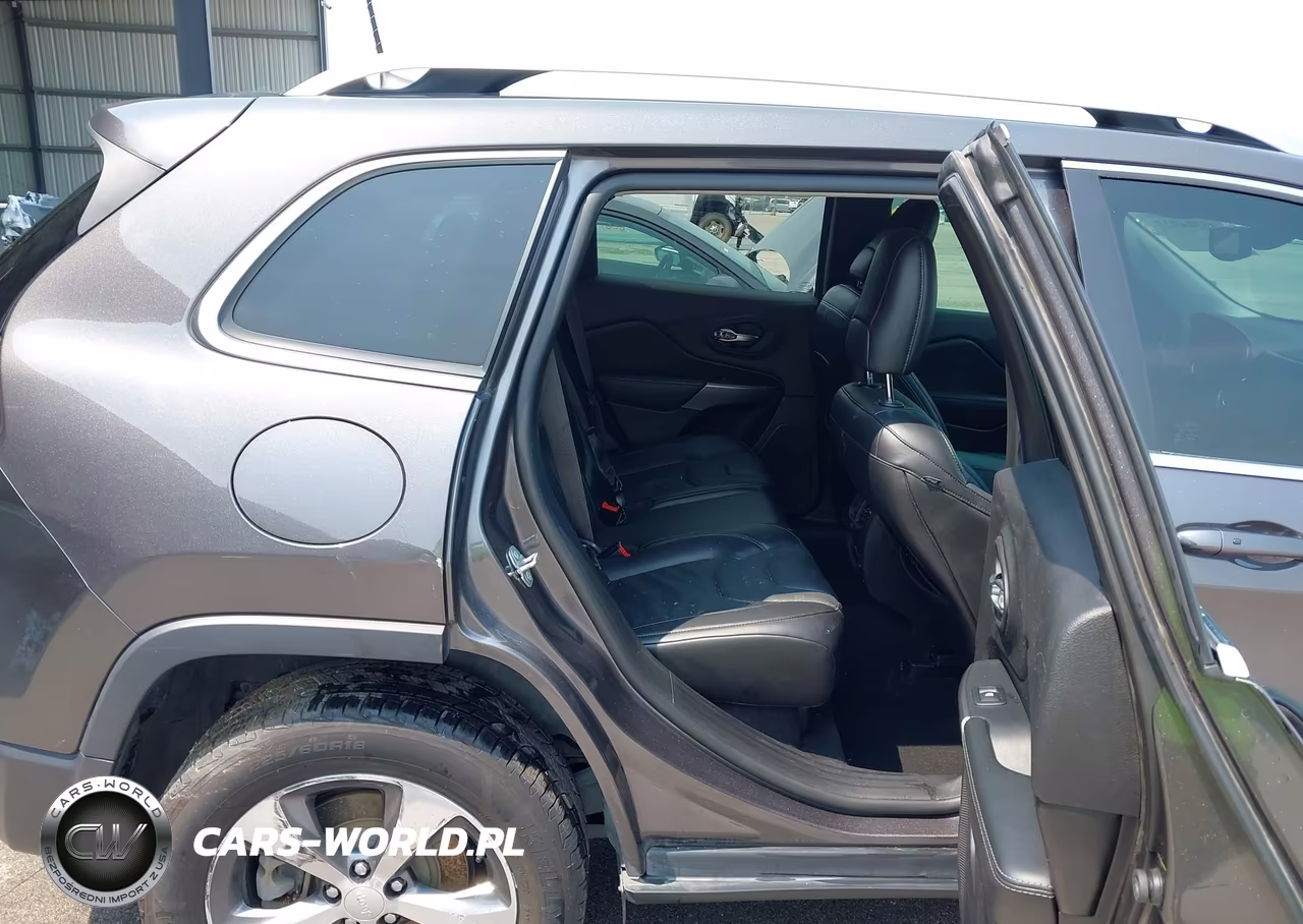 2019 Jeep Cherokee Limited 4X4 VIN:1C4PJMDX8KD471268 - 8