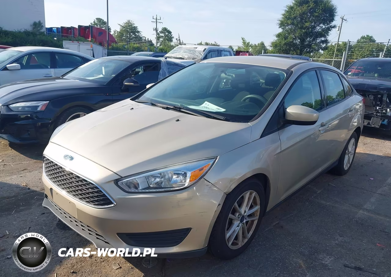 2018 Ford Focus Se VIN:1FADP3F20JL265420 - 2