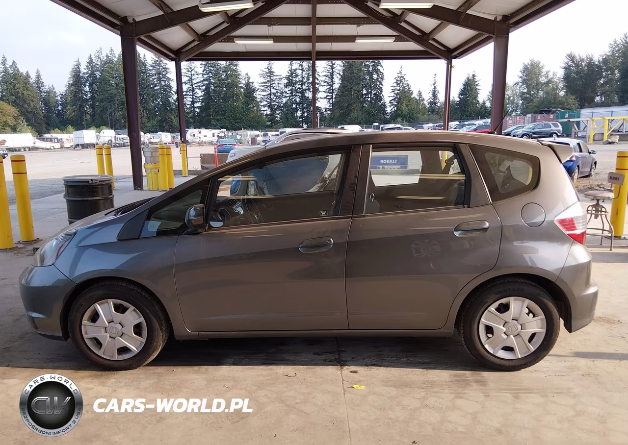 2013 Honda Fit VIN:JHMGE8H38DC060348 - 14