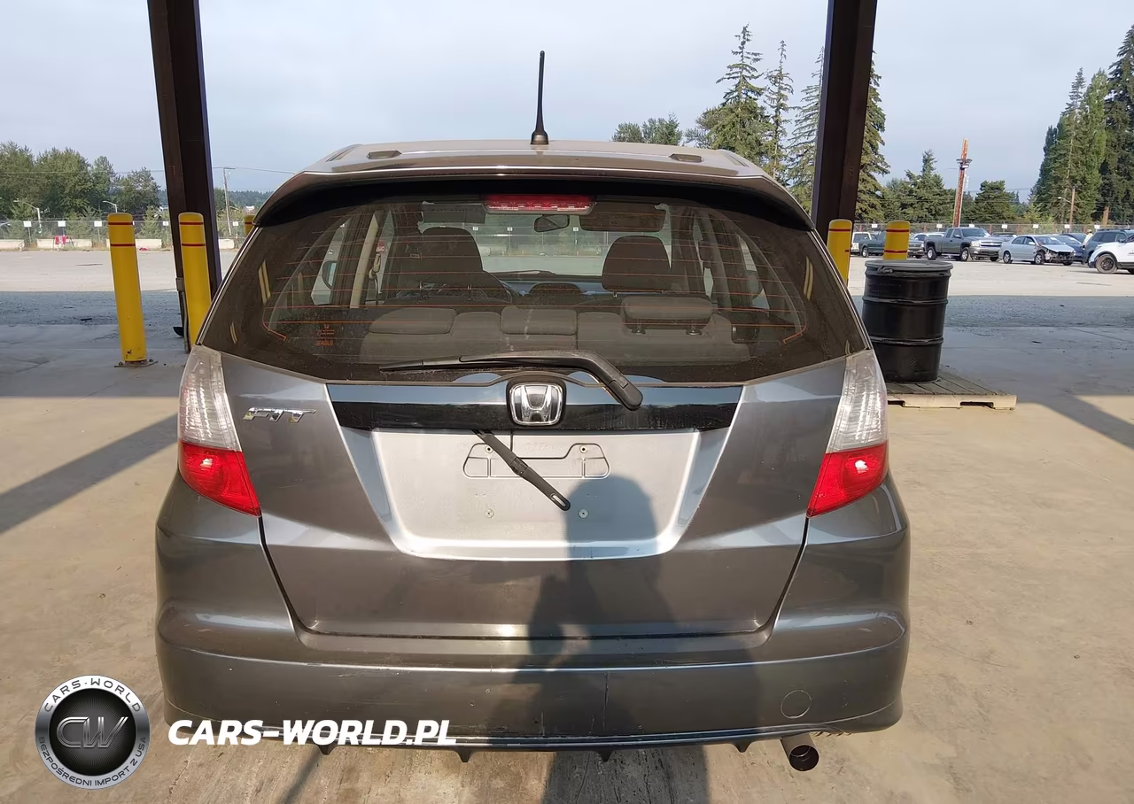 2013 Honda Fit VIN:JHMGE8H38DC060348 - 16
