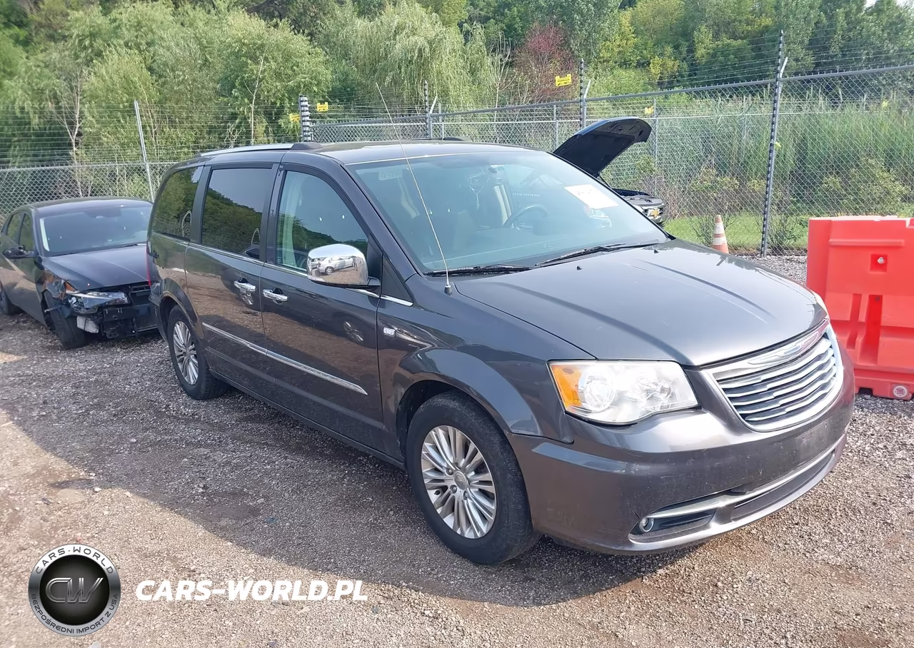 2014 Chrysler Town & Country Touring-L 30Th Anniversary – zdjęcie 1 z 16