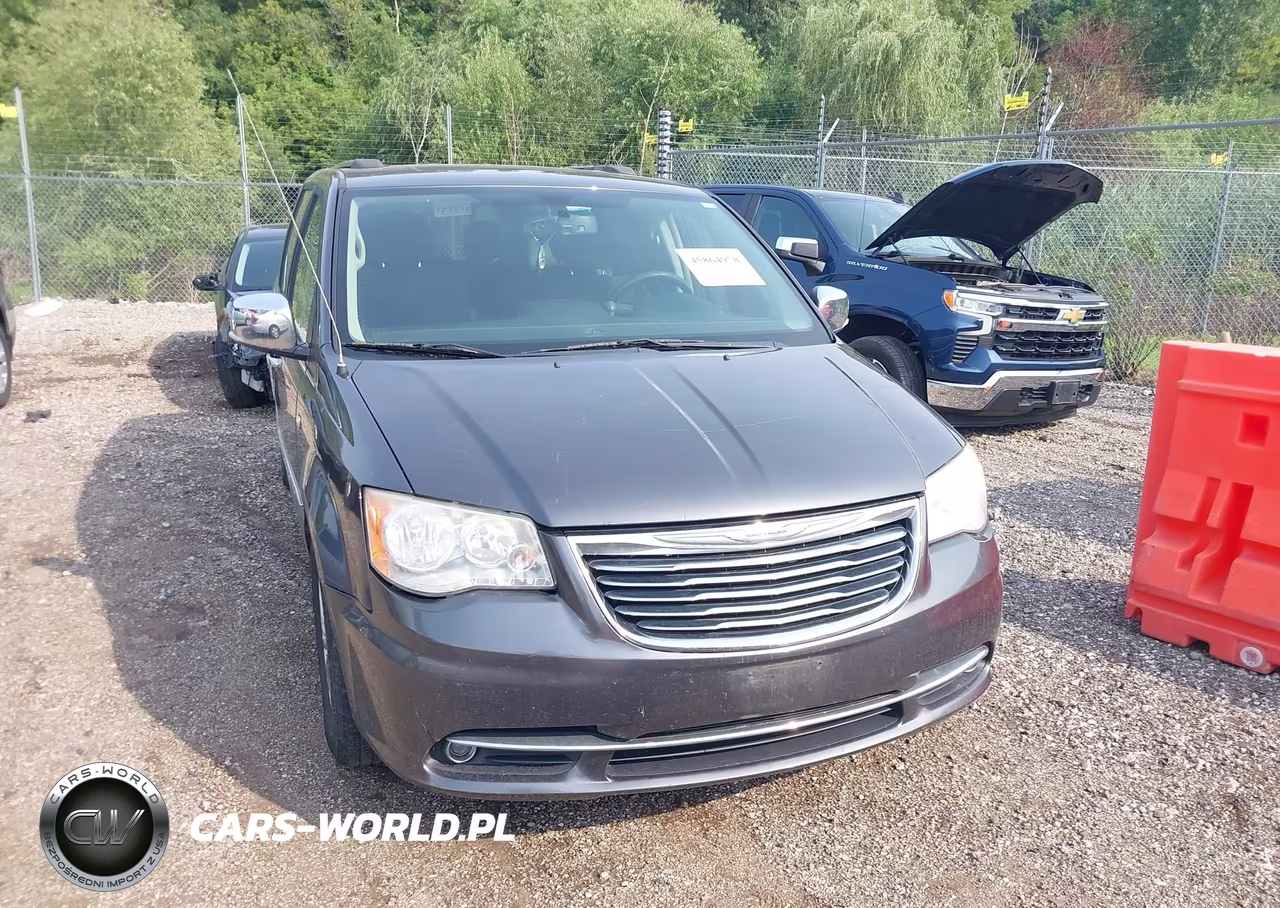 2014 Chrysler Town & Country Touring-L 30Th Anniversary VIN:2C4RC1CG5ER374355 - 6