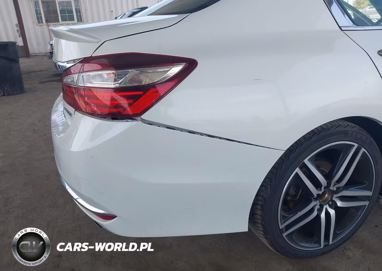 2017 Honda Accord Sport VIN:1HGCR2F55HA106162 - 17
