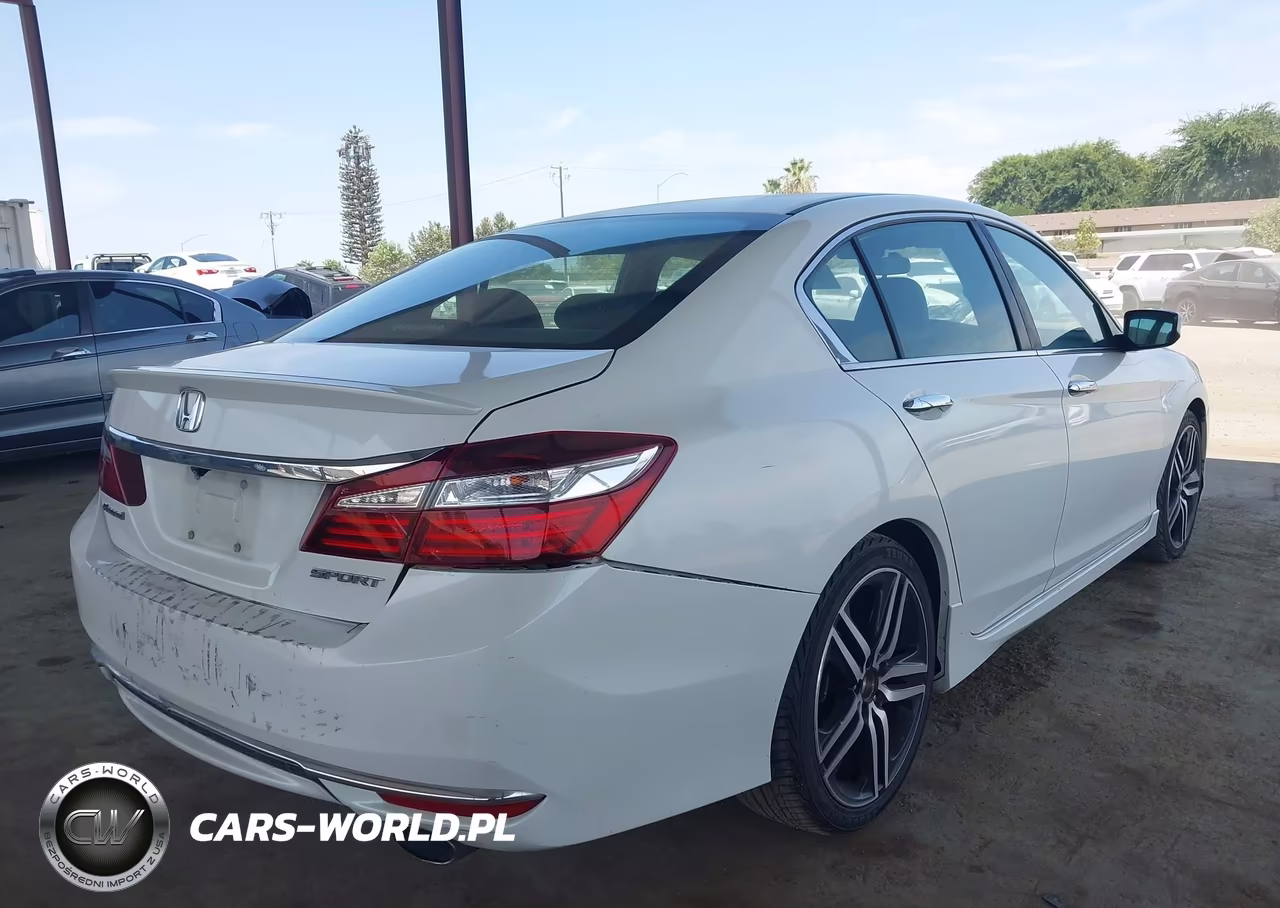 2017 Honda Accord Sport VIN:1HGCR2F55HA106162 - 4