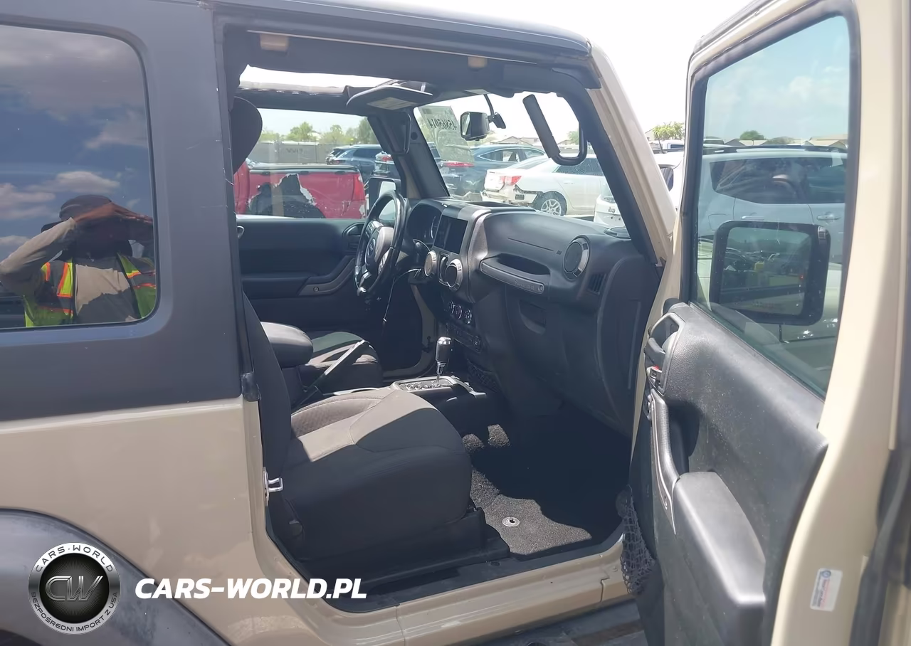 2017 Jeep Wrangler Sport VIN:1C4AJWAG3HL656641 - 5