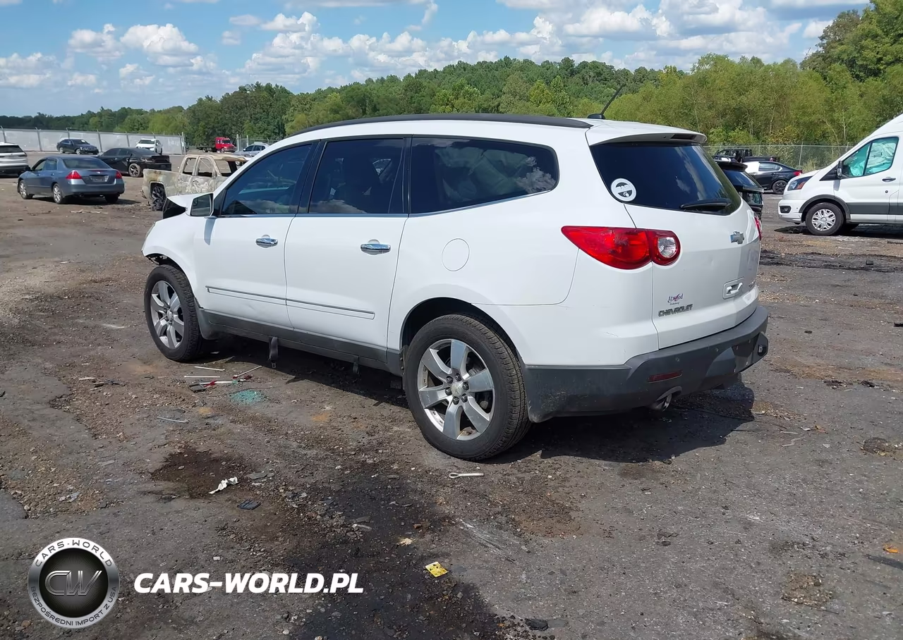 2010 Chevrolet Traverse Ltz VIN:1GNLRHED4AS100158 - 3
