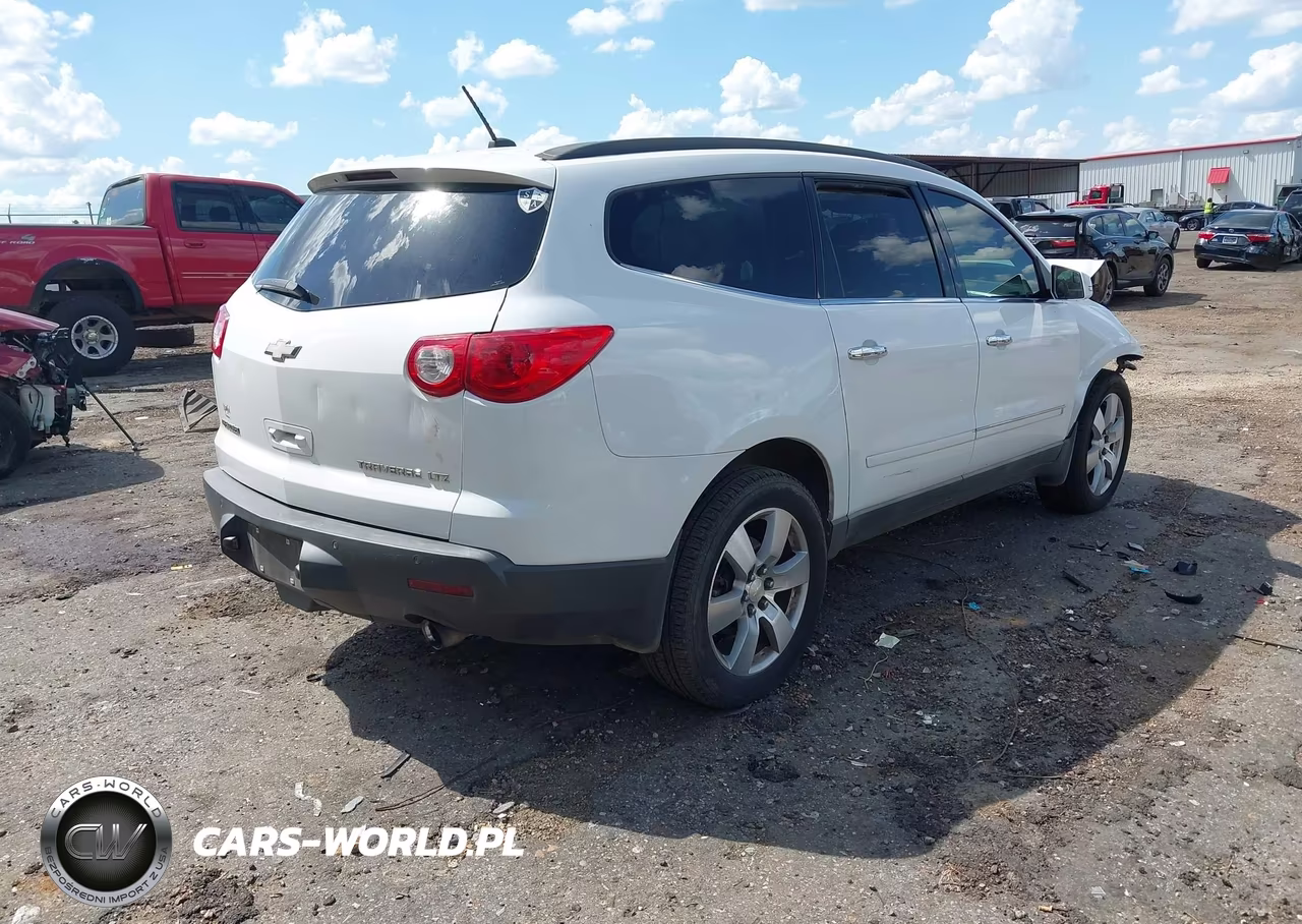 2010 Chevrolet Traverse Ltz VIN:1GNLRHED4AS100158 - 4