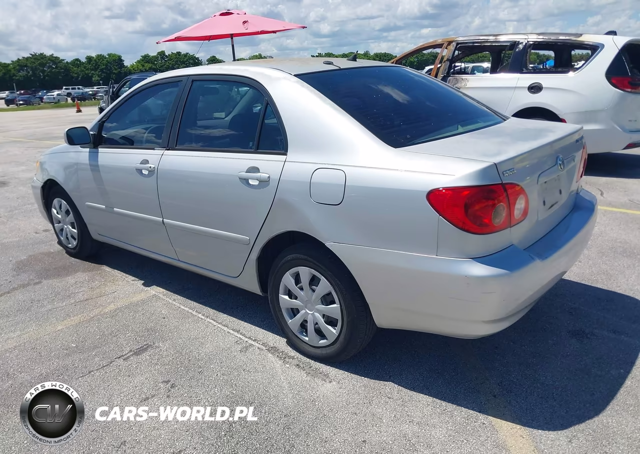 2005 Toyota Corolla Le VIN:1NXBR32E15Z384018 - 3