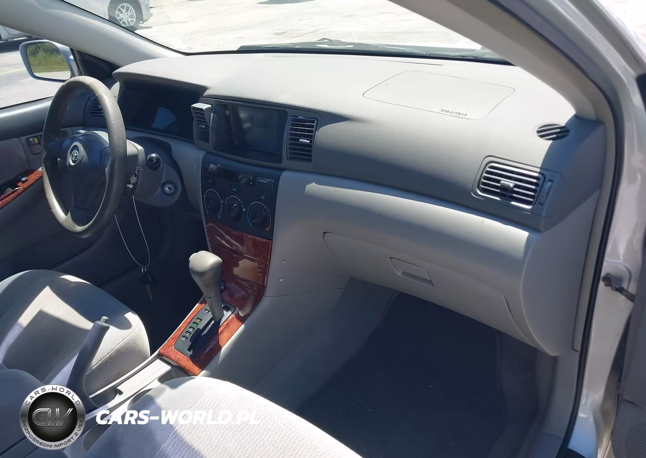 2005 Toyota Corolla Le VIN:1NXBR32E15Z384018 - 5