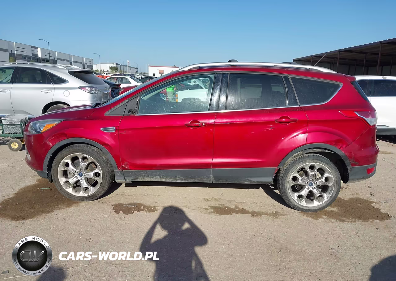 2016 Ford Escape Titanium VIN:1FMCU0J91GUB58652 - 14