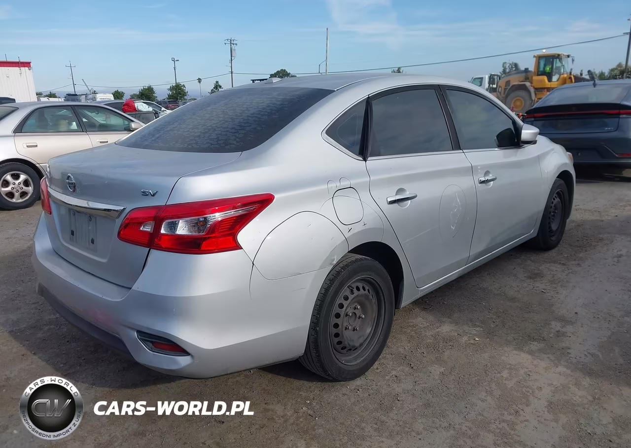 2017 Nissan Sentra Sv VIN:3N1AB7AP4HY252471 - 4