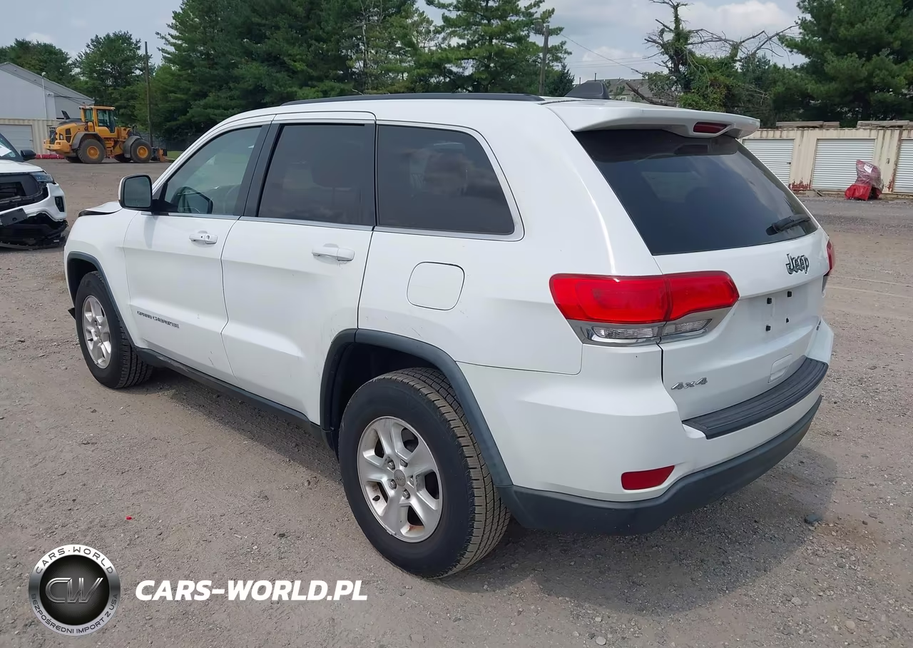 2014 Jeep Grand Cherokee Laredo VIN:1C4RJFAG7EC316679 - 3