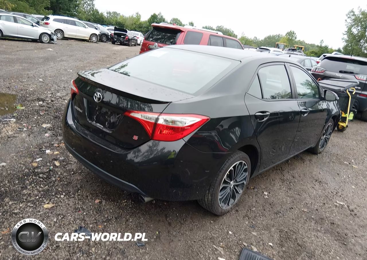 2015 Toyota Corolla S Plus VIN:2T1BURHE1FC235331 - 4