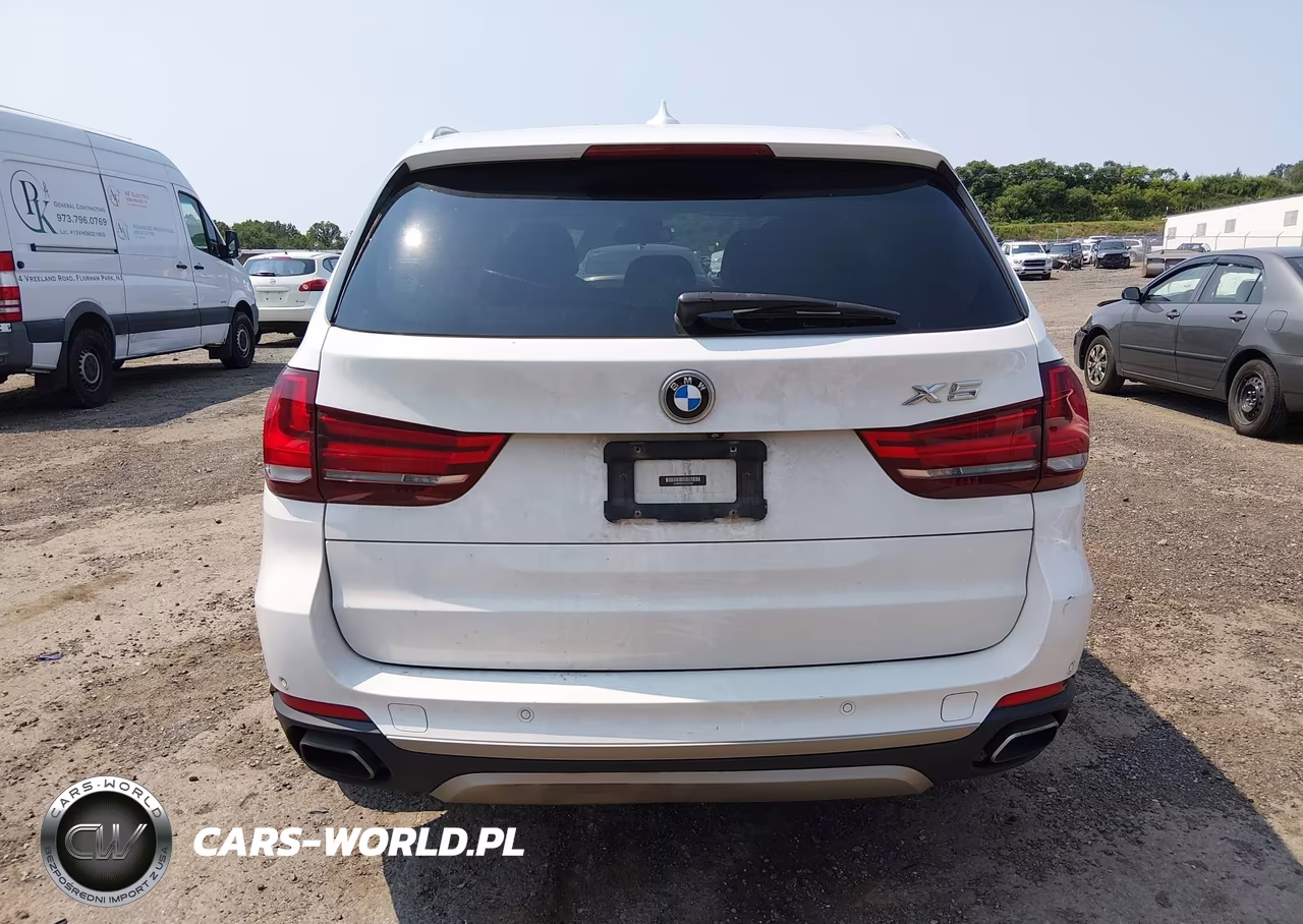 2018 BMW X5 xDrive35I VIN:5UXKR0C59JL073341 - 16