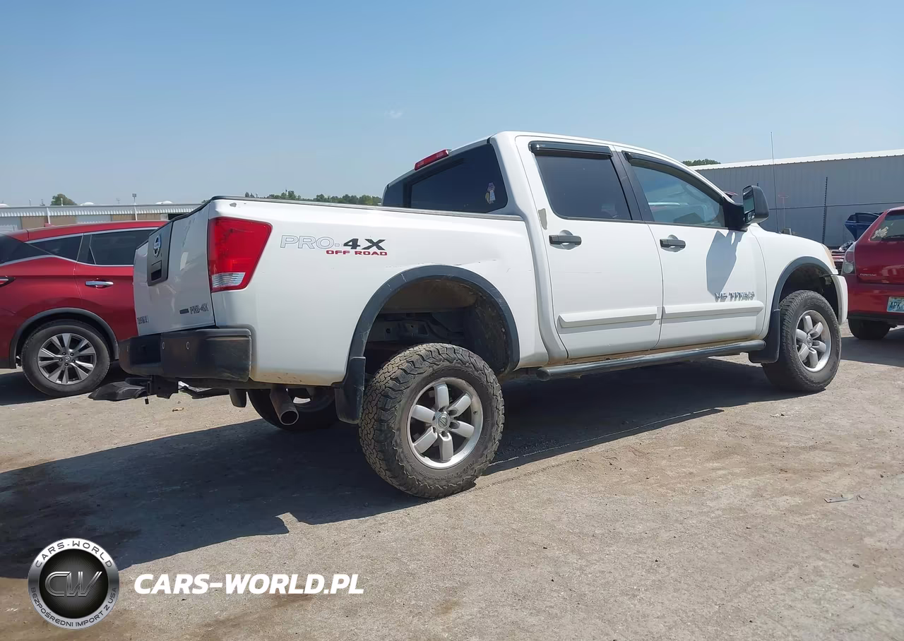2011 Nissan Titan Pro-4X VIN:1N6BA0EC7BN316698 - 4