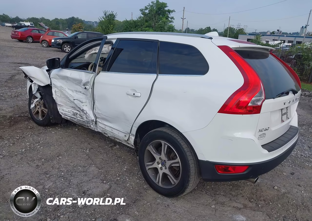 2013 Volvo Xc60 T6 VIN:YV4902DZ4D2439365 - 3