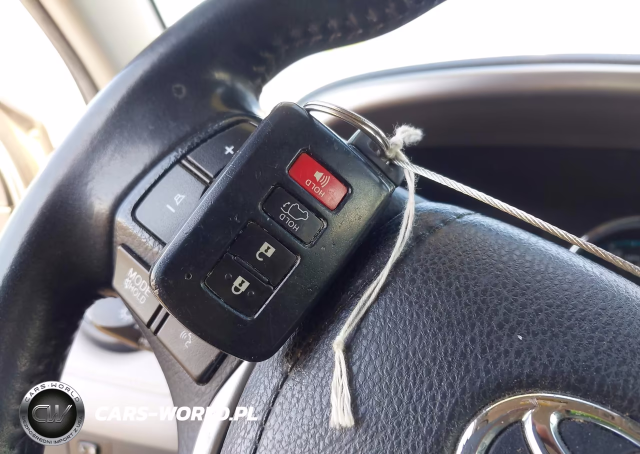 2017 Toyota Rav4 Hybrid Limited VIN:JTMDJREV7HD151249 - 11