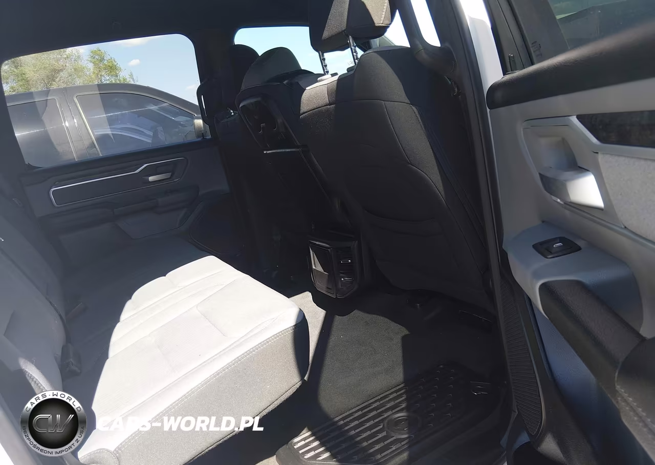 2021 Ram 1500 Lone Star 4X2 5'7 Box VIN:1C6RREFTXMN660543 - 8