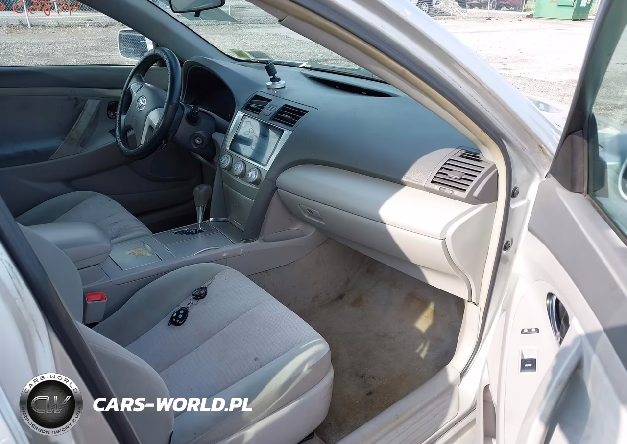 2010 Toyota Camry Le VIN:4T4BF3EKXAR018469 - 5