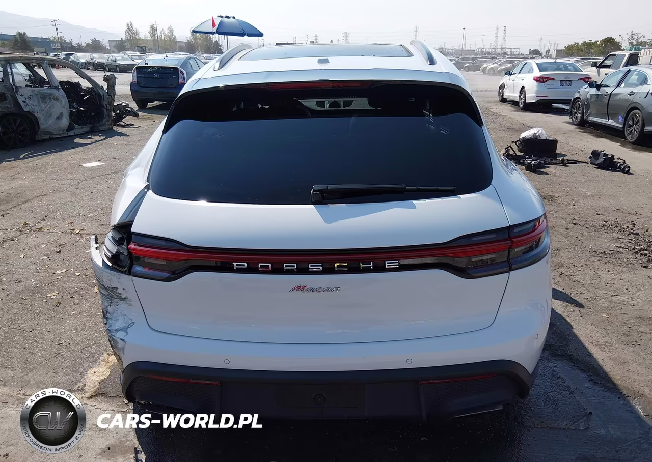 2022 Porsche Macan VIN:WP1AA2A57NLB05663 - 16