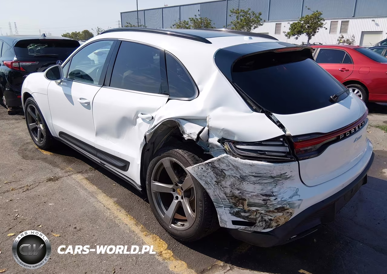 2022 Porsche Macan VIN:WP1AA2A57NLB05663 - 3