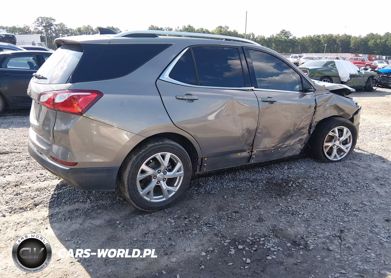 2018 Chevrolet Equinox Lt VIN:3GNAXKEX3JS599947 - 4