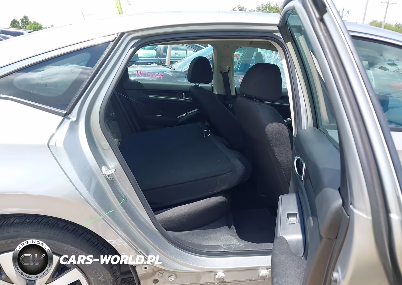 2025 Honda Civic Lx VIN:2HGFE2F25SH598425 - 8