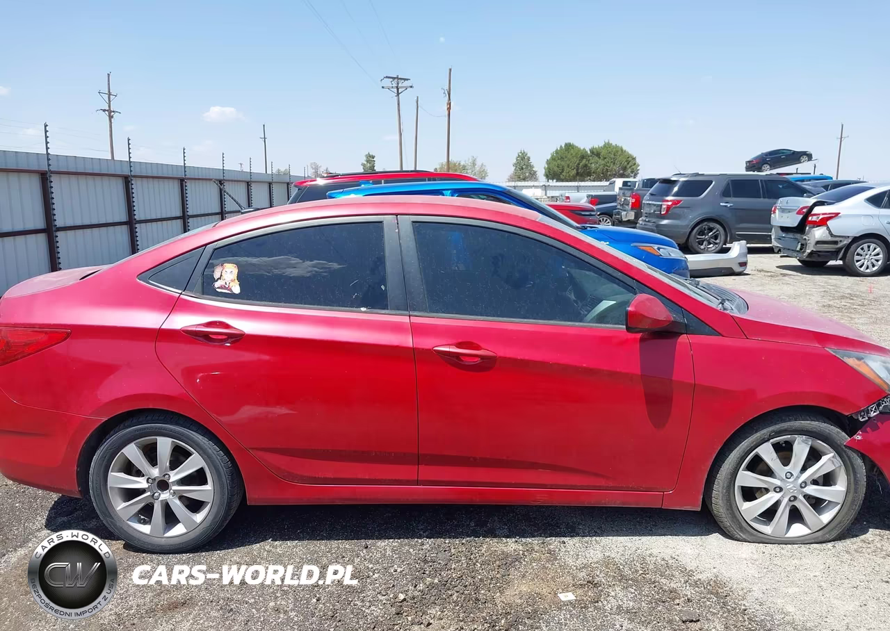 2013 Hyundai Accent Gls VIN:KMHCU4AE2DU463285 - 13