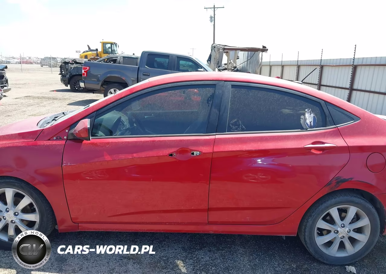 2013 Hyundai Accent Gls VIN:KMHCU4AE2DU463285 - 14