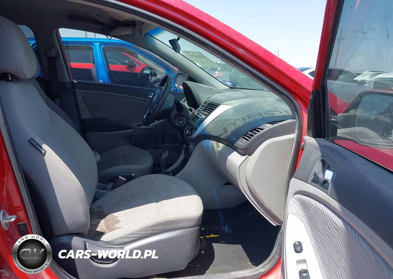 2013 Hyundai Accent Gls VIN:KMHCU4AE2DU463285 - 5