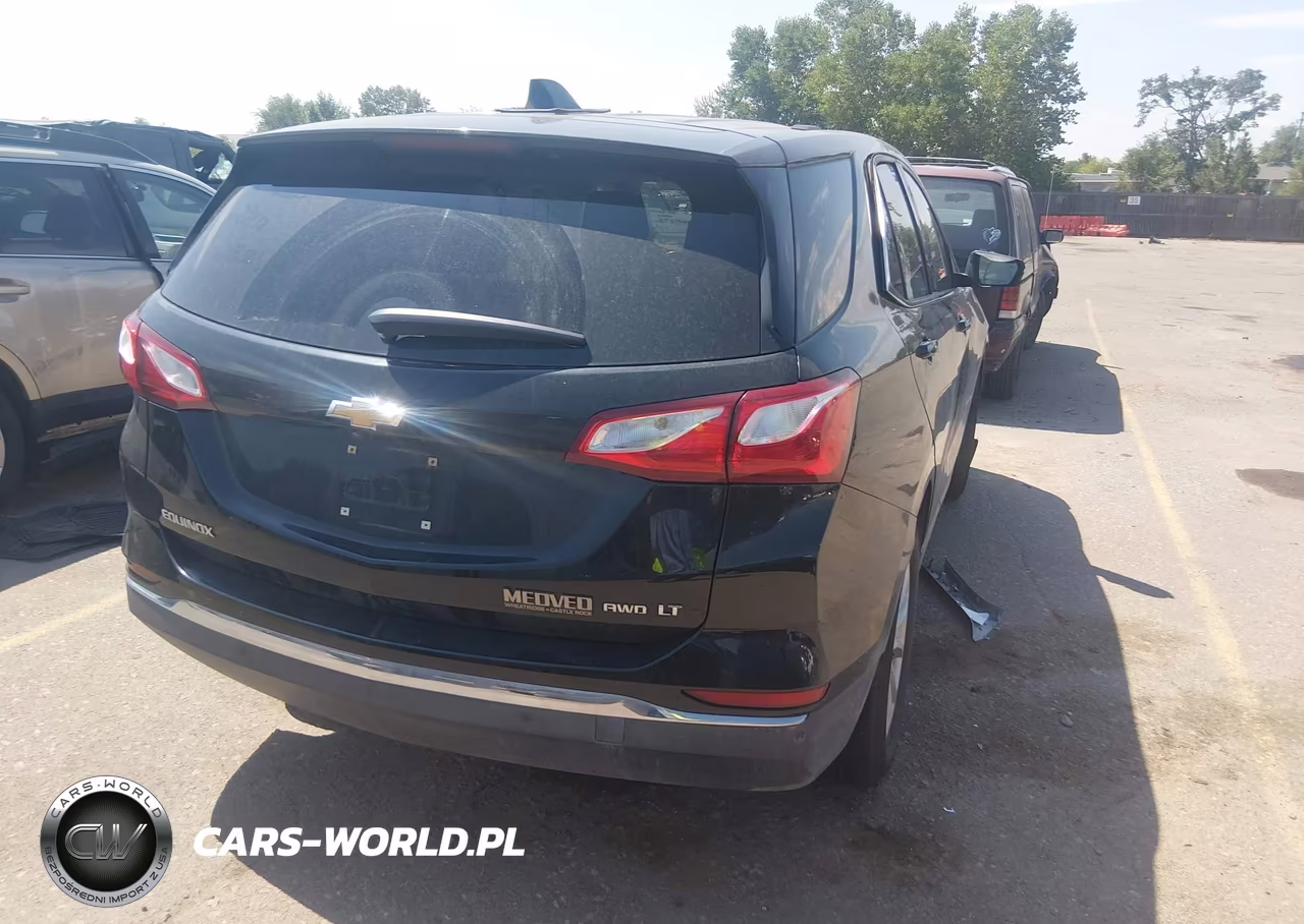 2018 Chevrolet Equinox Lt VIN:2GNAXSEV8J6110813 - 4