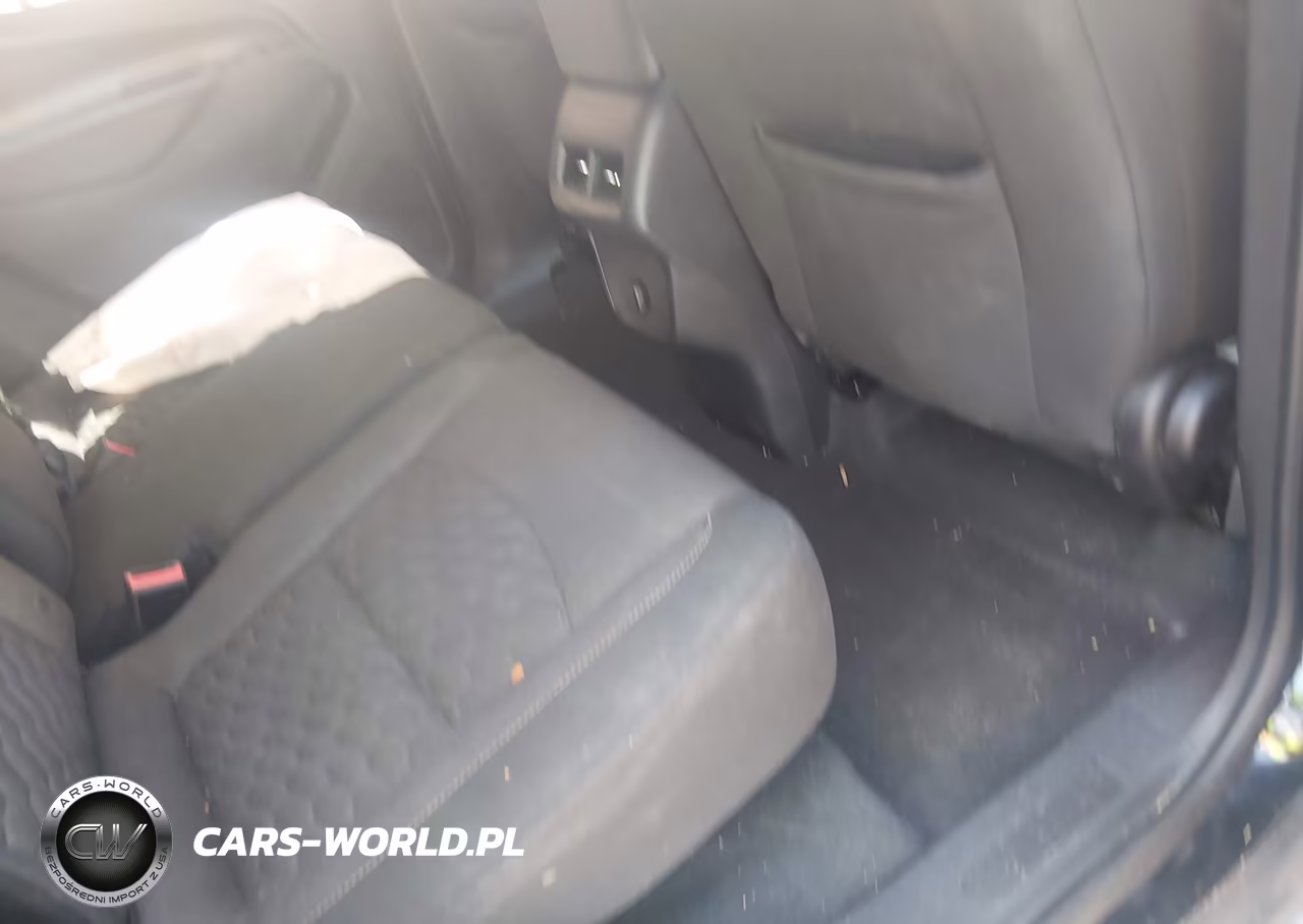 2018 Chevrolet Equinox Lt VIN:2GNAXSEV8J6110813 - 8
