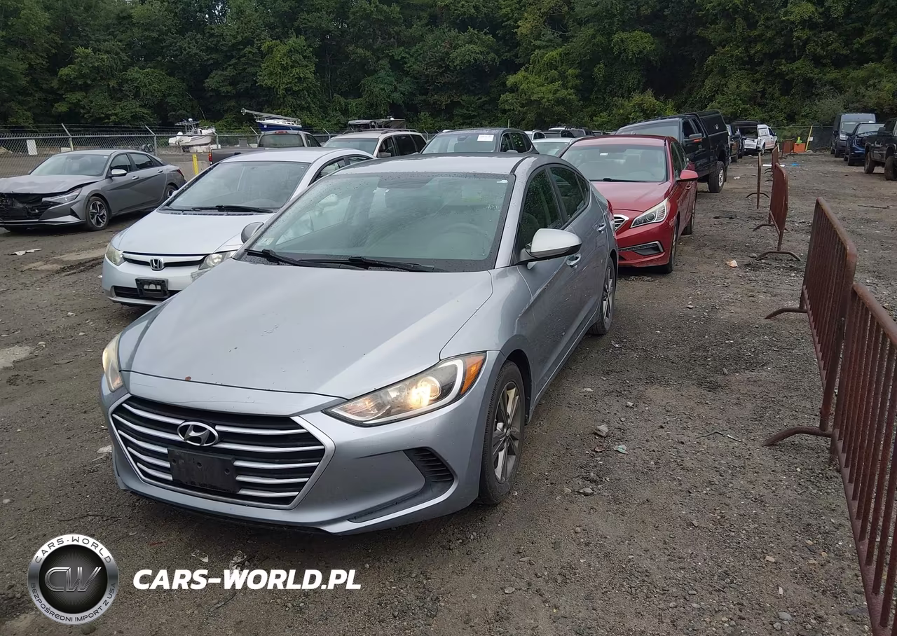 2017 Hyundai Elantra Se VIN:5NPD84LF4HH008585 - 2