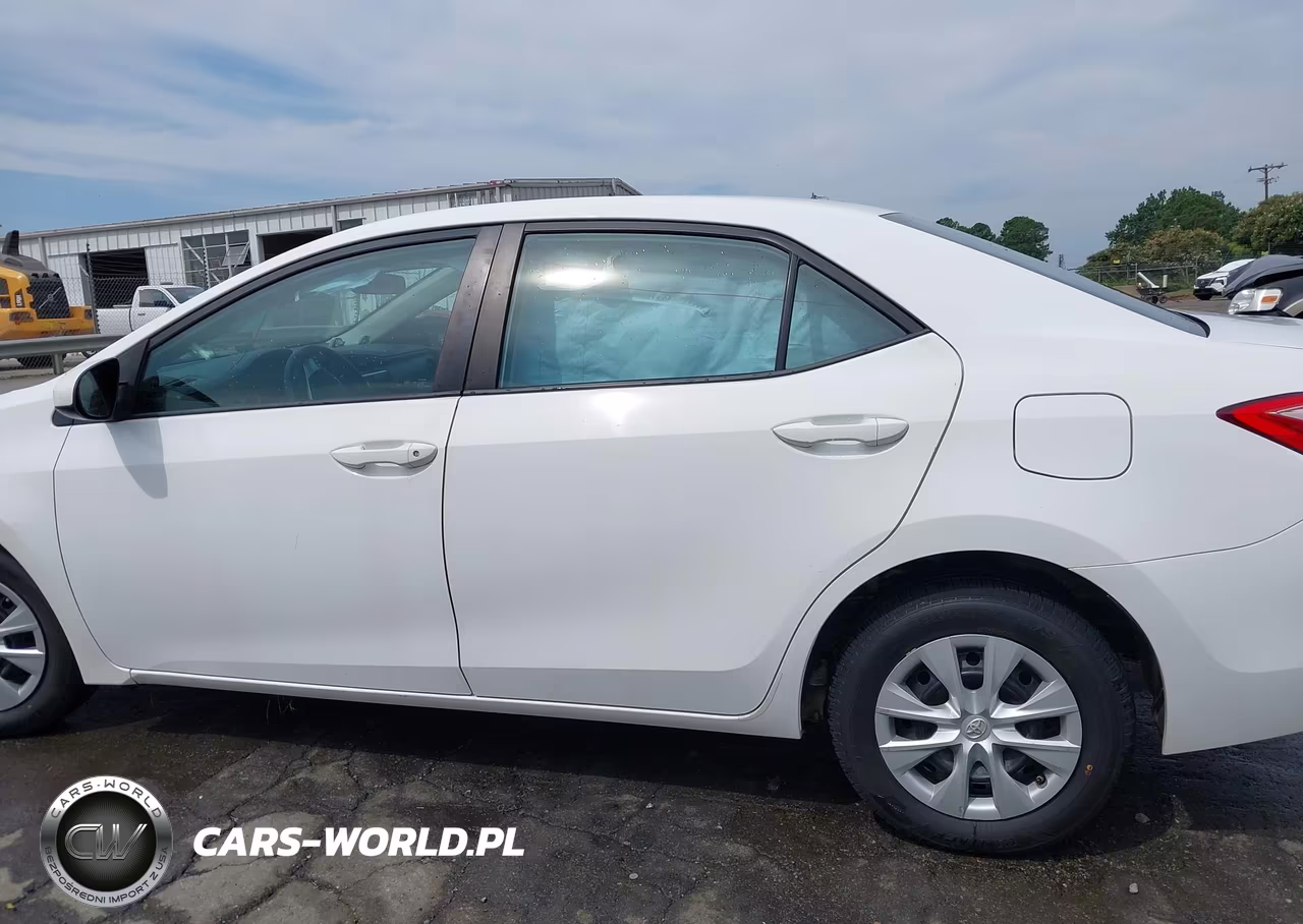 2018 Toyota Corolla L VIN:5YFBURHE3JP850410 - 14