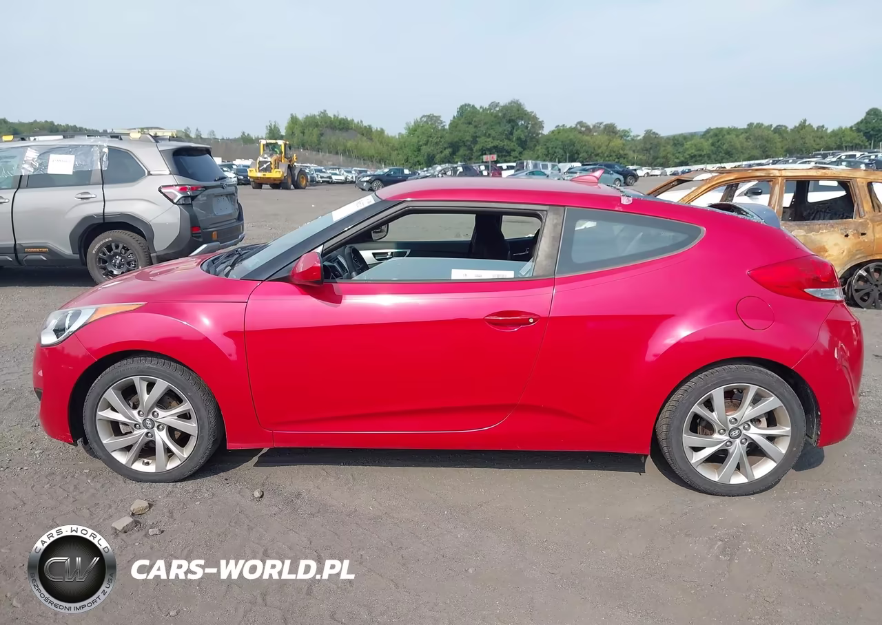2016 Hyundai Veloster VIN:KMHTC6AD6GU272849 - 14