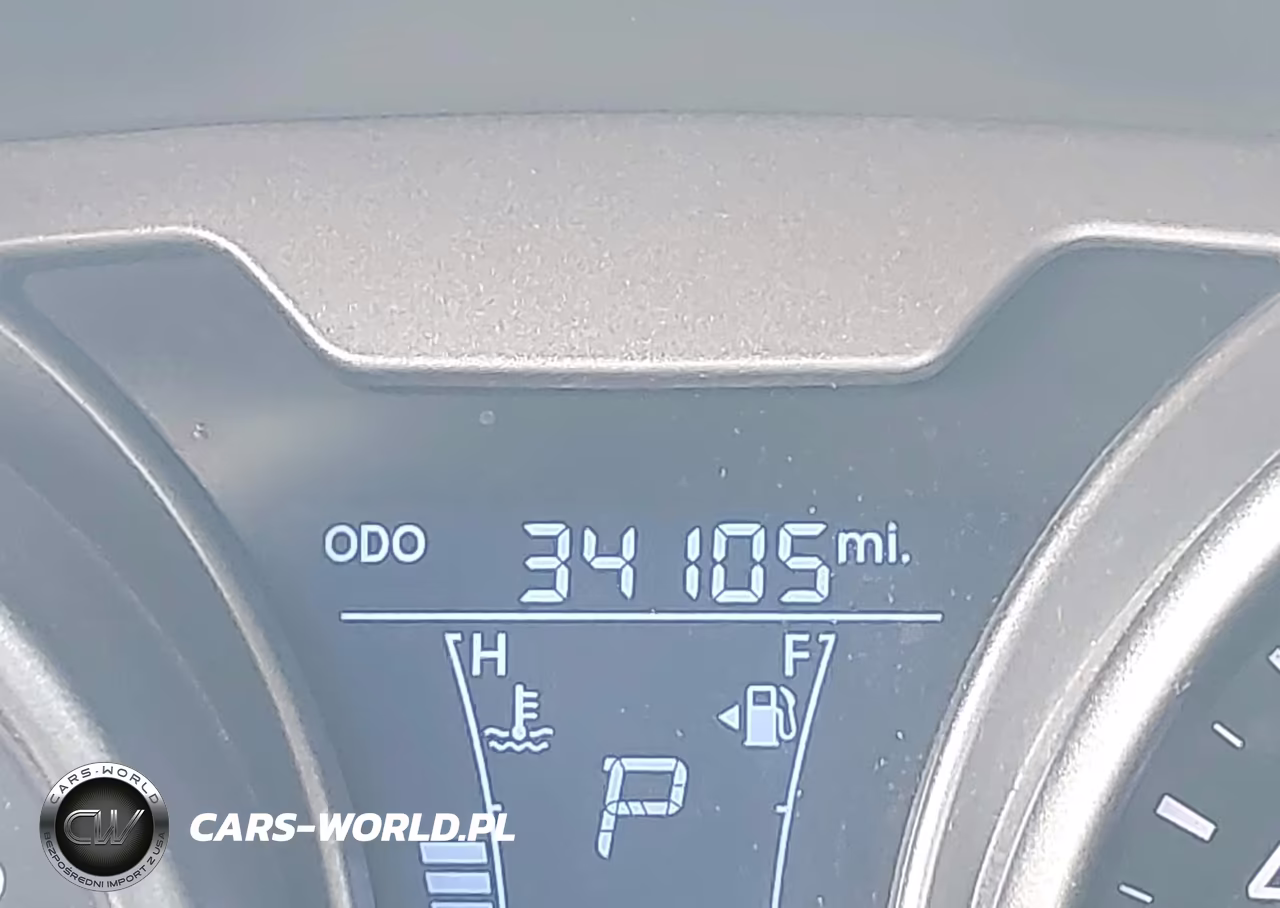 2016 Hyundai Veloster VIN:KMHTC6AD6GU272849 - 15