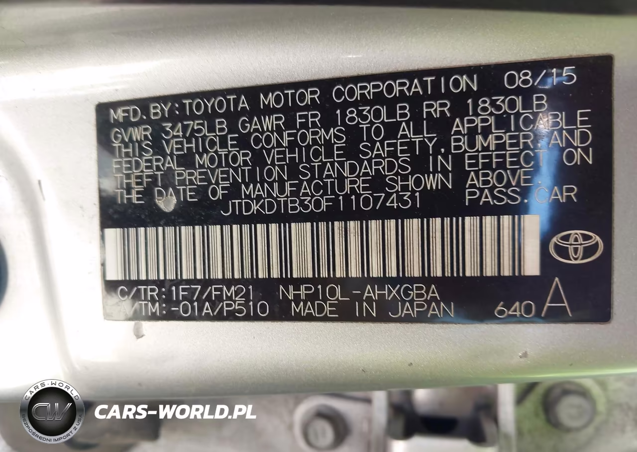 2015 Toyota Prius C Three VIN:JTDKDTB30F1107431 - 9