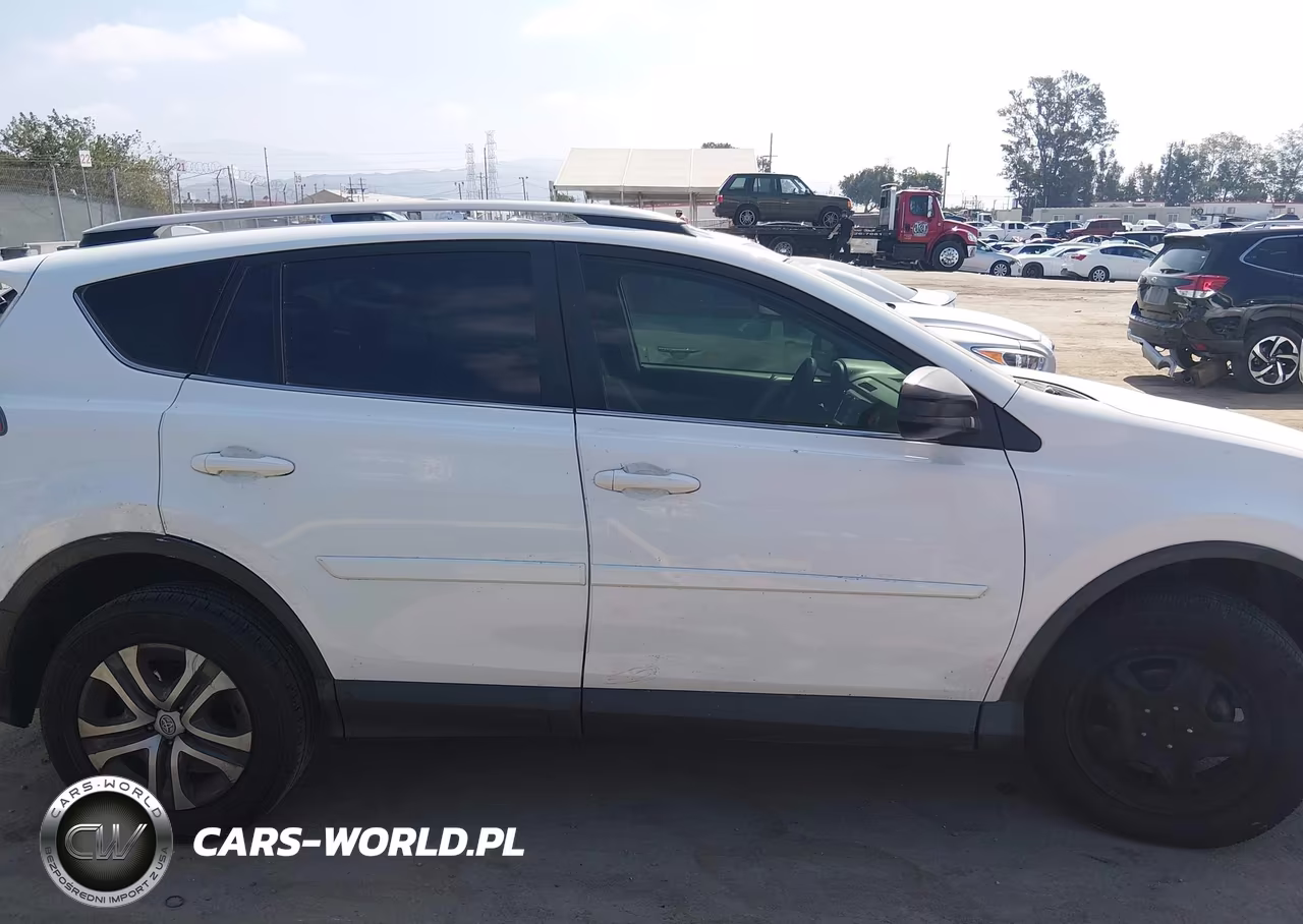 2017 Toyota Rav4 Le VIN:JTMZFREV6HJ709598 - 13
