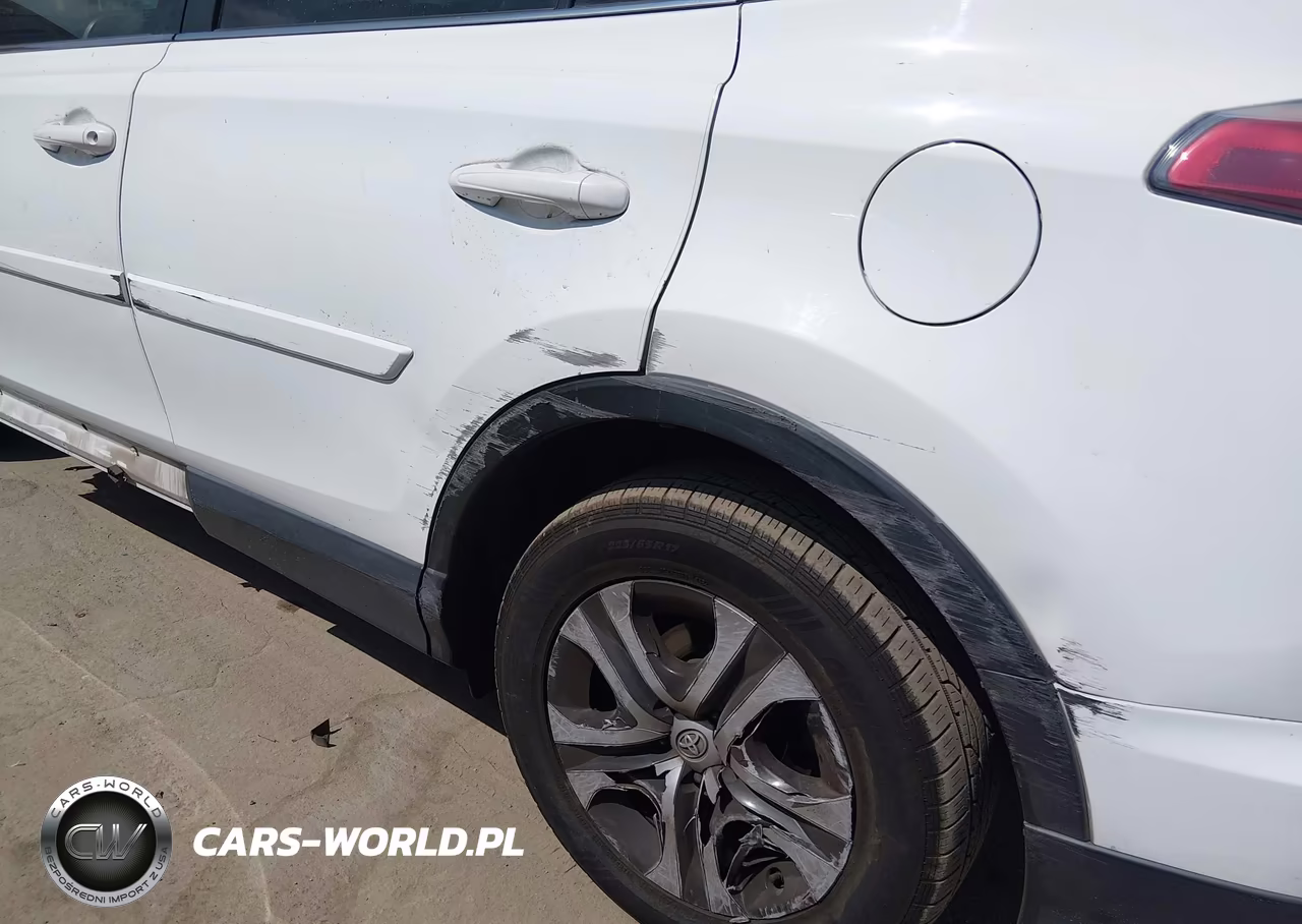 2017 Toyota Rav4 Le VIN:JTMZFREV6HJ709598 - 17