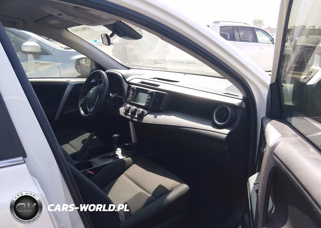 2017 Toyota Rav4 Le VIN:JTMZFREV6HJ709598 - 5