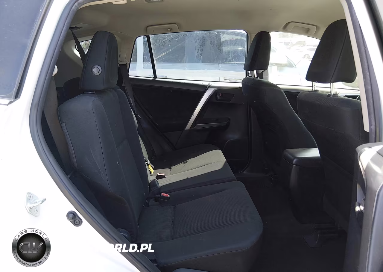2017 Toyota Rav4 Le VIN:JTMZFREV6HJ709598 - 8