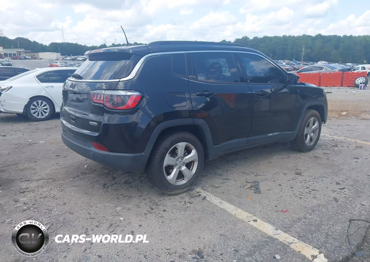 2018 Jeep Compass Latitude Fwd VIN:3C4NJCBB7JT304675 - 4