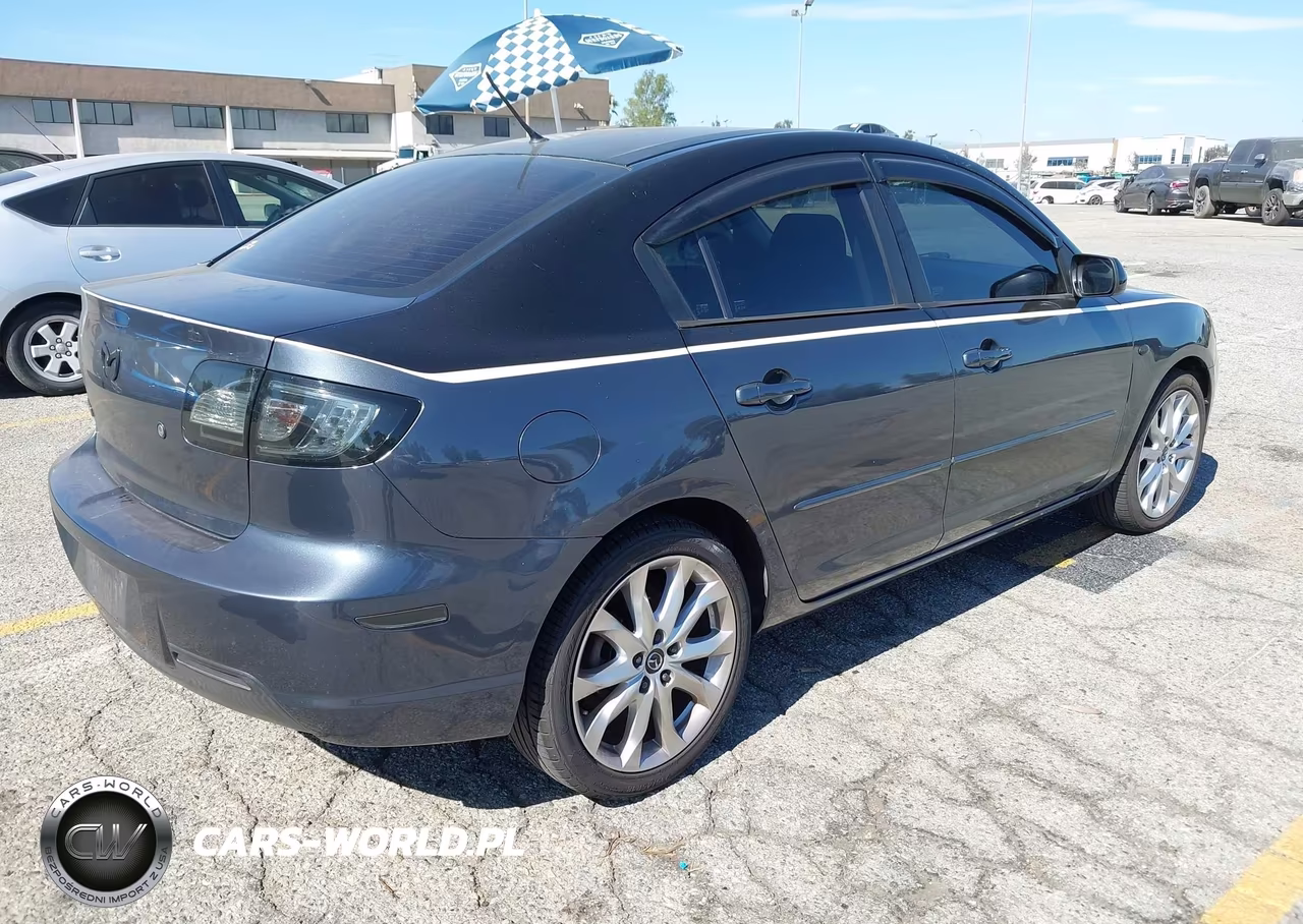 2008 Mazda Mazda3 I Touring Value VIN:JM1BK32G281126185 - 4
