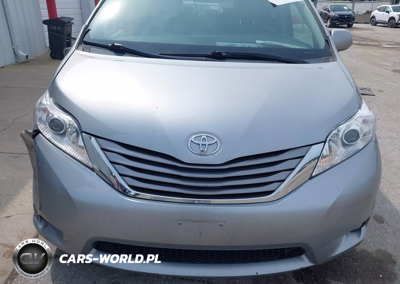 2015 Toyota Sienna Xle 8 Passenger VIN:5TDYK3DC4FS556871 - 12